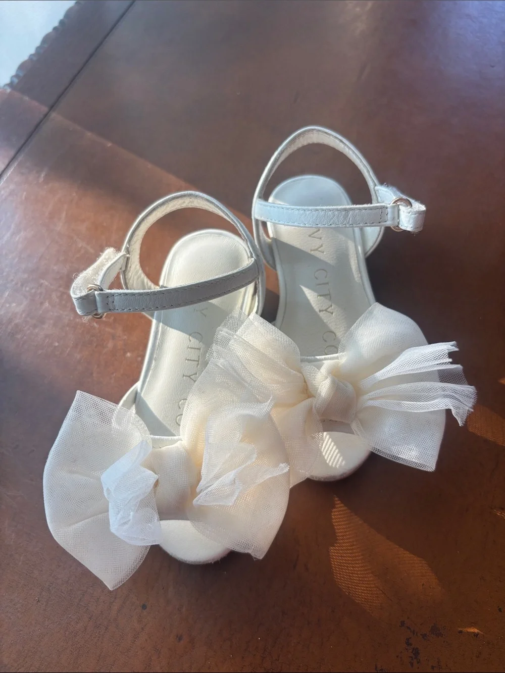 Ivy City Co Ivory Tulle Bow Kids Sandals